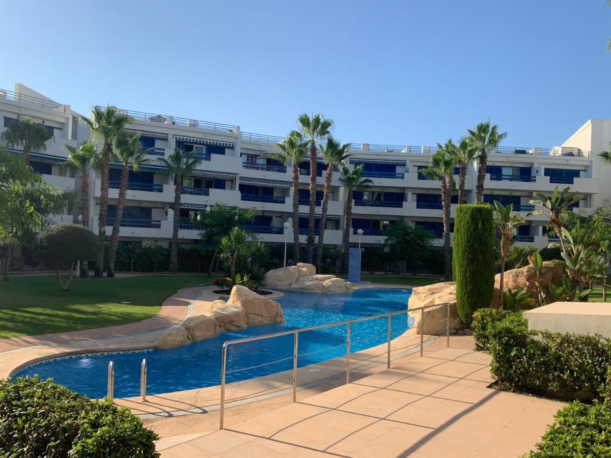Coral House - La Calma - Playa Flamenca - Big Terrace & 4 Swimming Pools. Apartman Kültér fotó